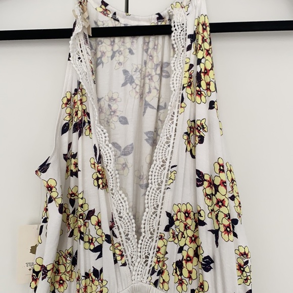 Tucker + Tate Floral Pattern Dress - Picture 3 of 4